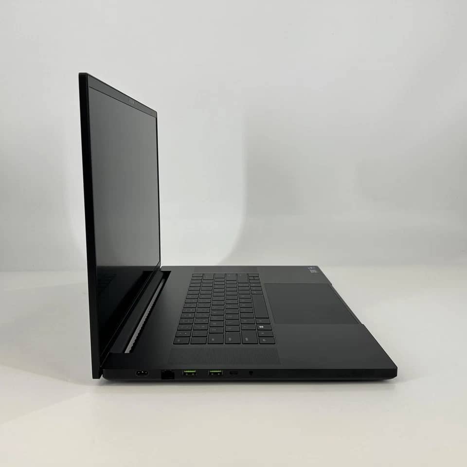 Razer Blade 18 Computers