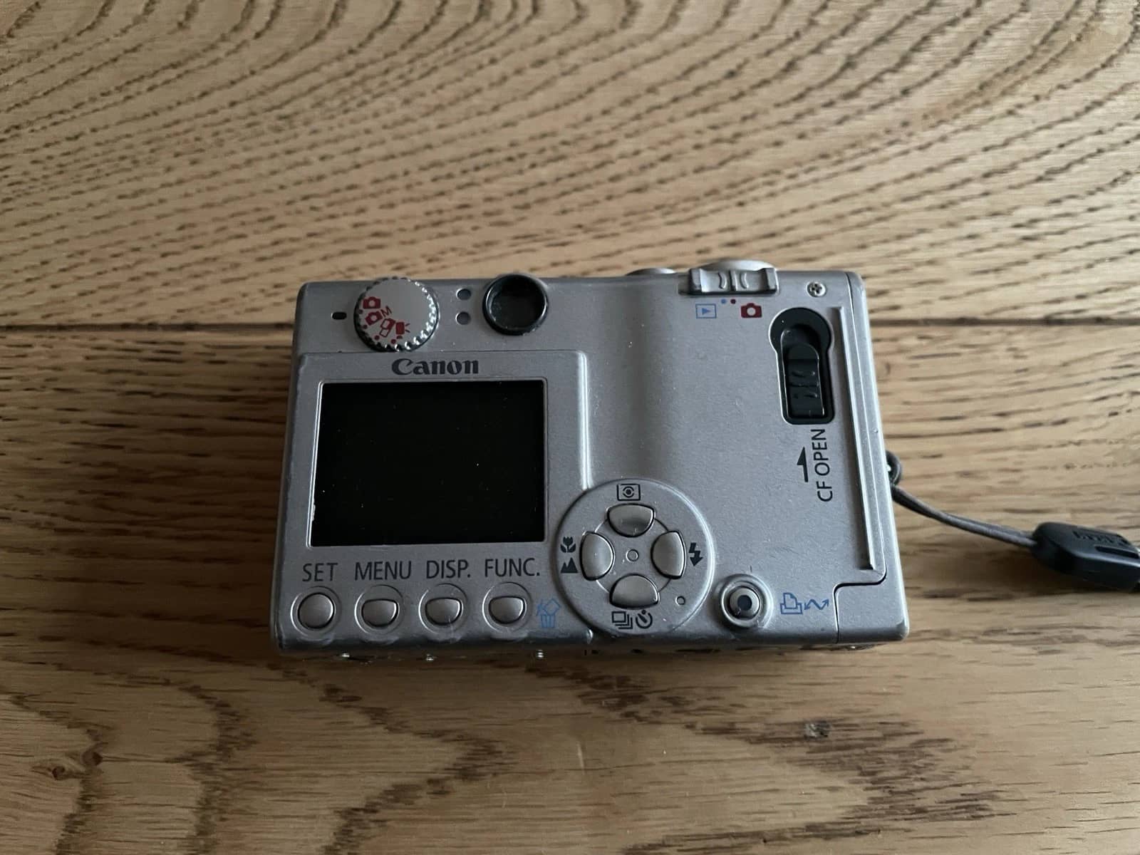 Canon PowerShot S500 Digital Cameras Gray Used - Very Good Body Only