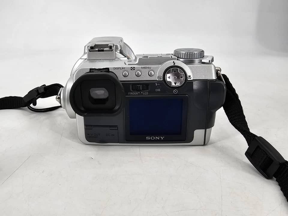 Sony DSC-F717 Digital Cameras Silver New Body Only