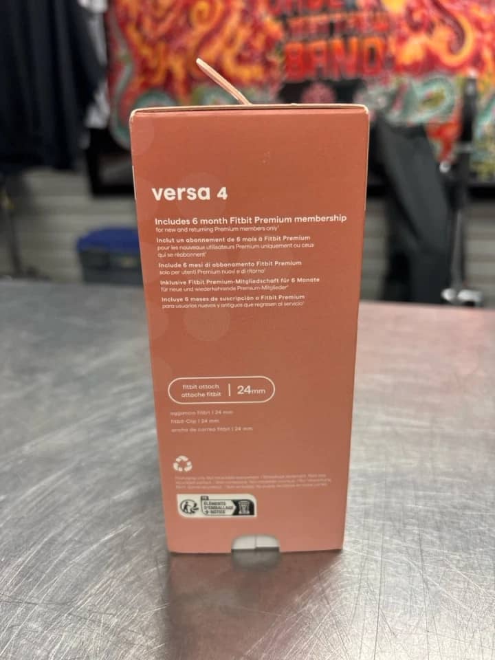 Fitbit Versa 4 Smartwatches