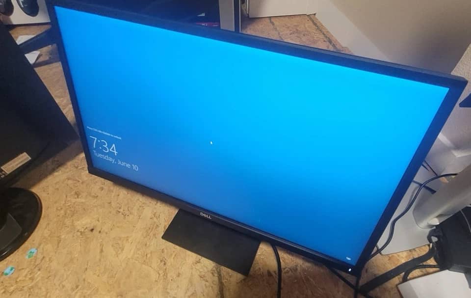 Dell E2421H Monitors