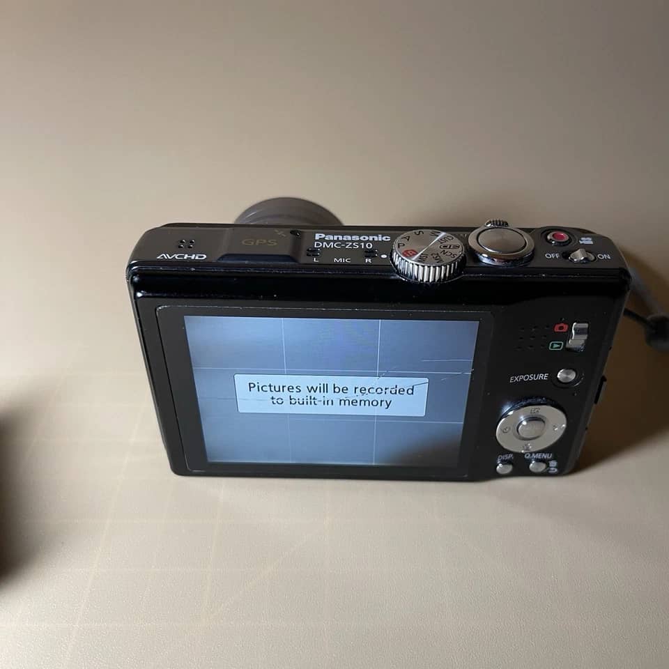 Panasonic Exilim EX-ZS10 Digital Cameras