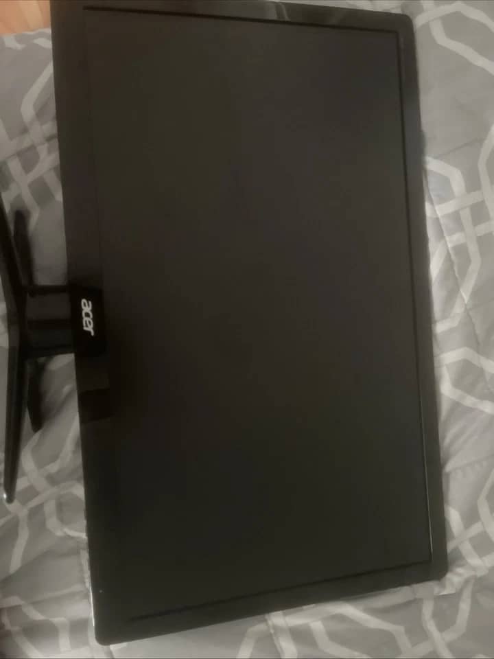 Acer 32UN880K Monitors