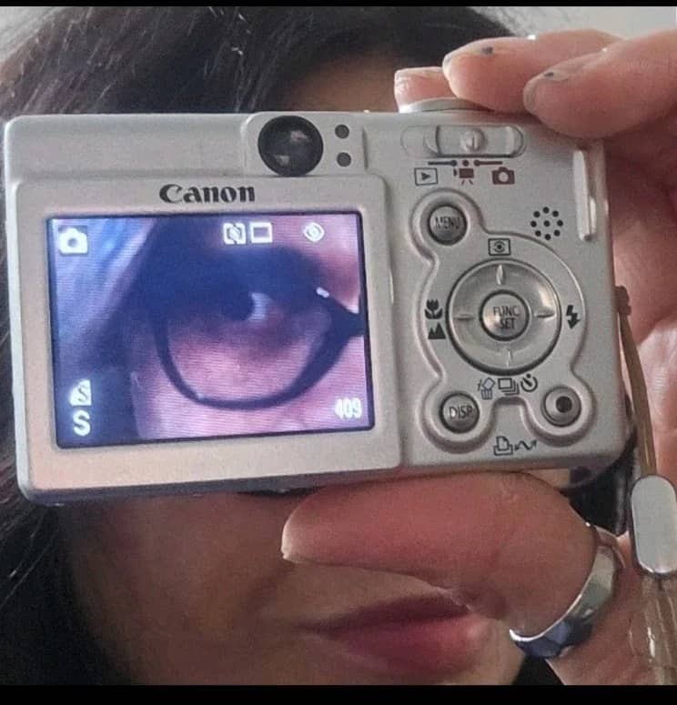 Canon PowerShot SD200 Digital Cameras Silver New Body Only
