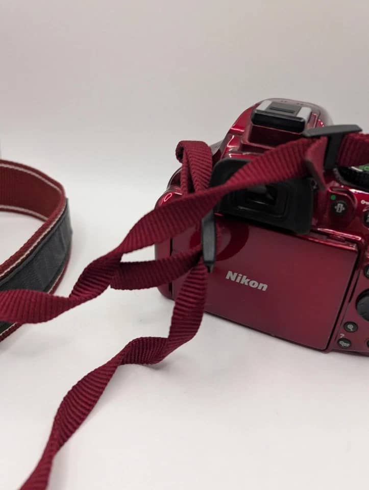 Nikon D5200 Digital Cameras Black New 18-55mm IS II Kit