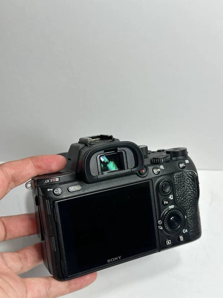 Sony Alpha 7R III Digital Cameras Black New Body Only