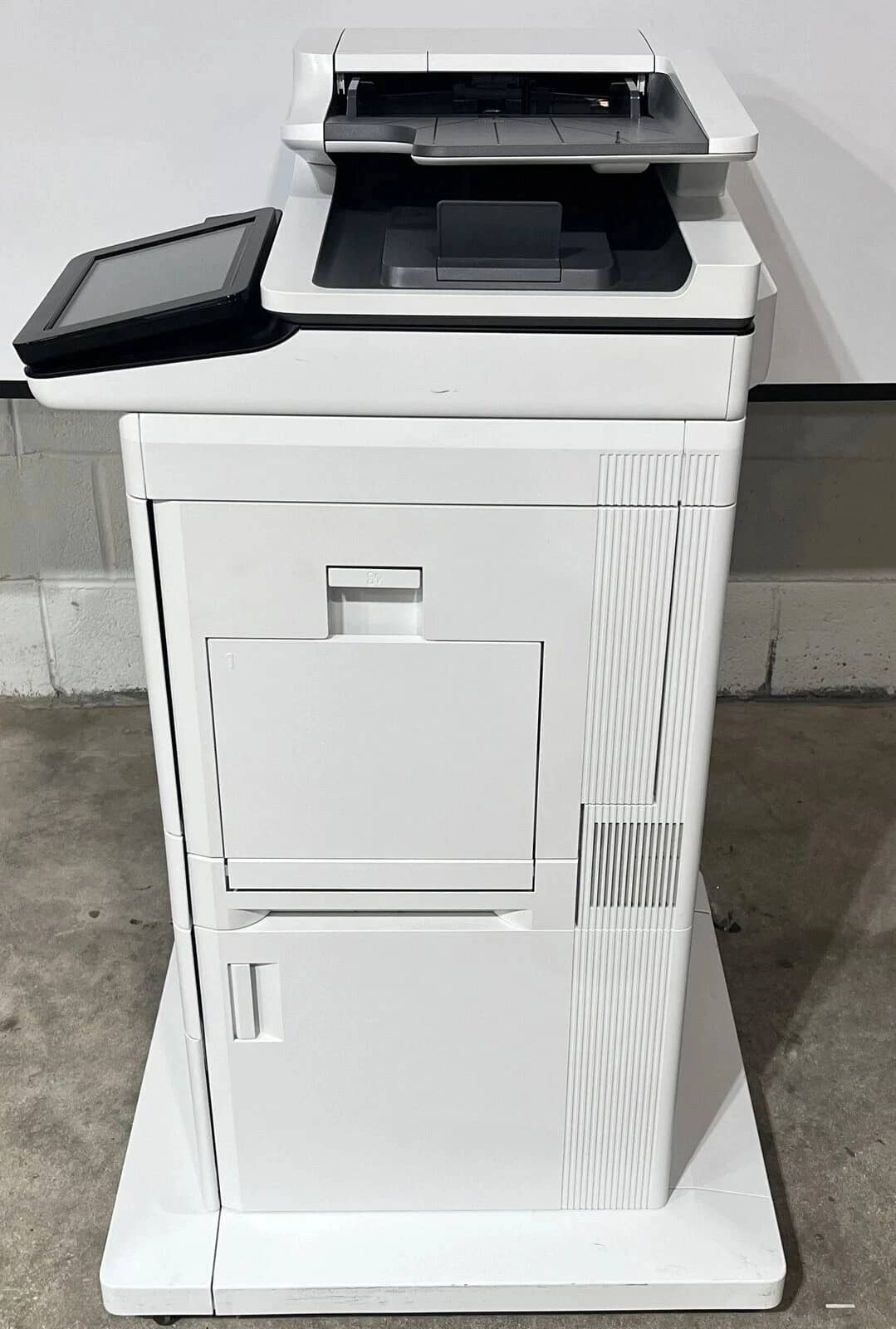 HP Color LaserJet Enterprise Flow MFP M681 Printers Used - Good