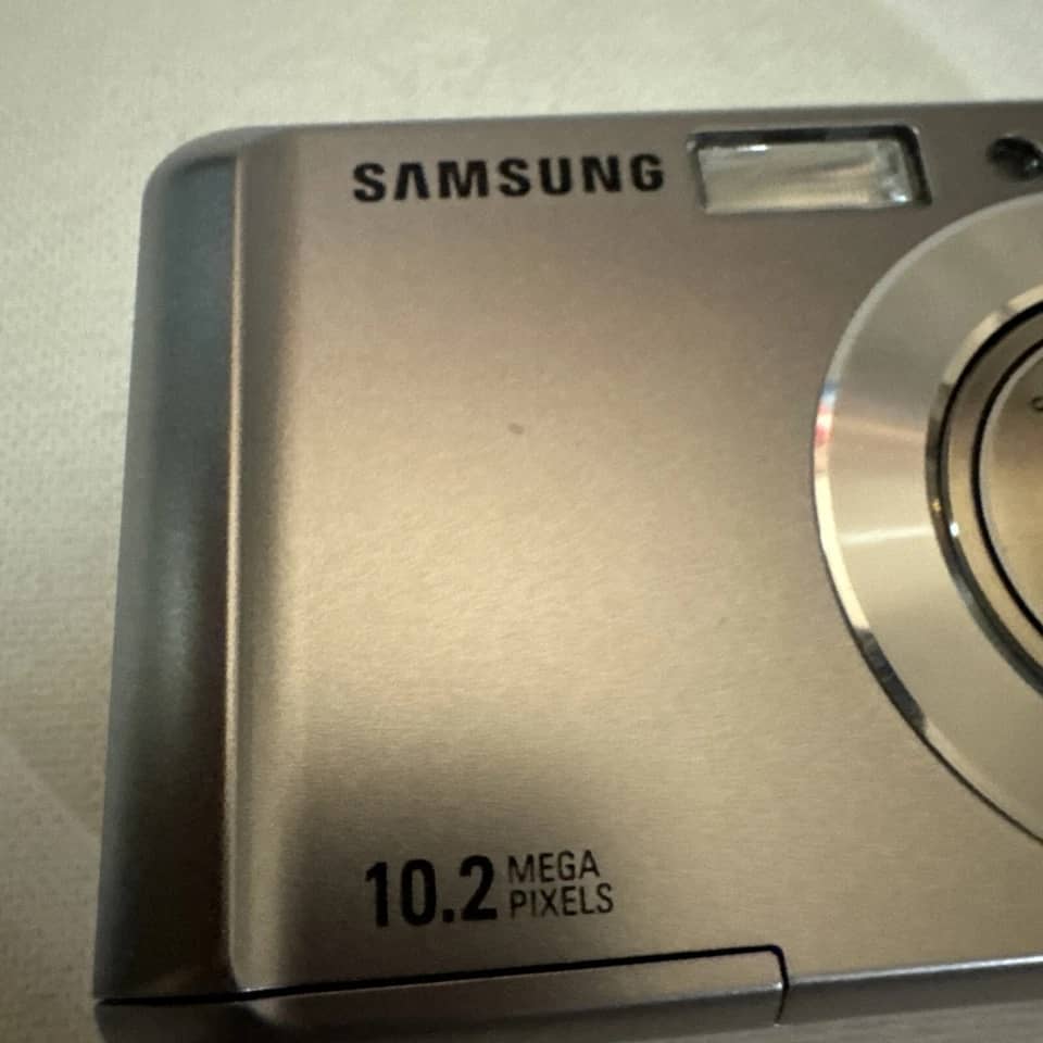 Samsung SL30 Digital Cameras Silver Used - Good Body Only