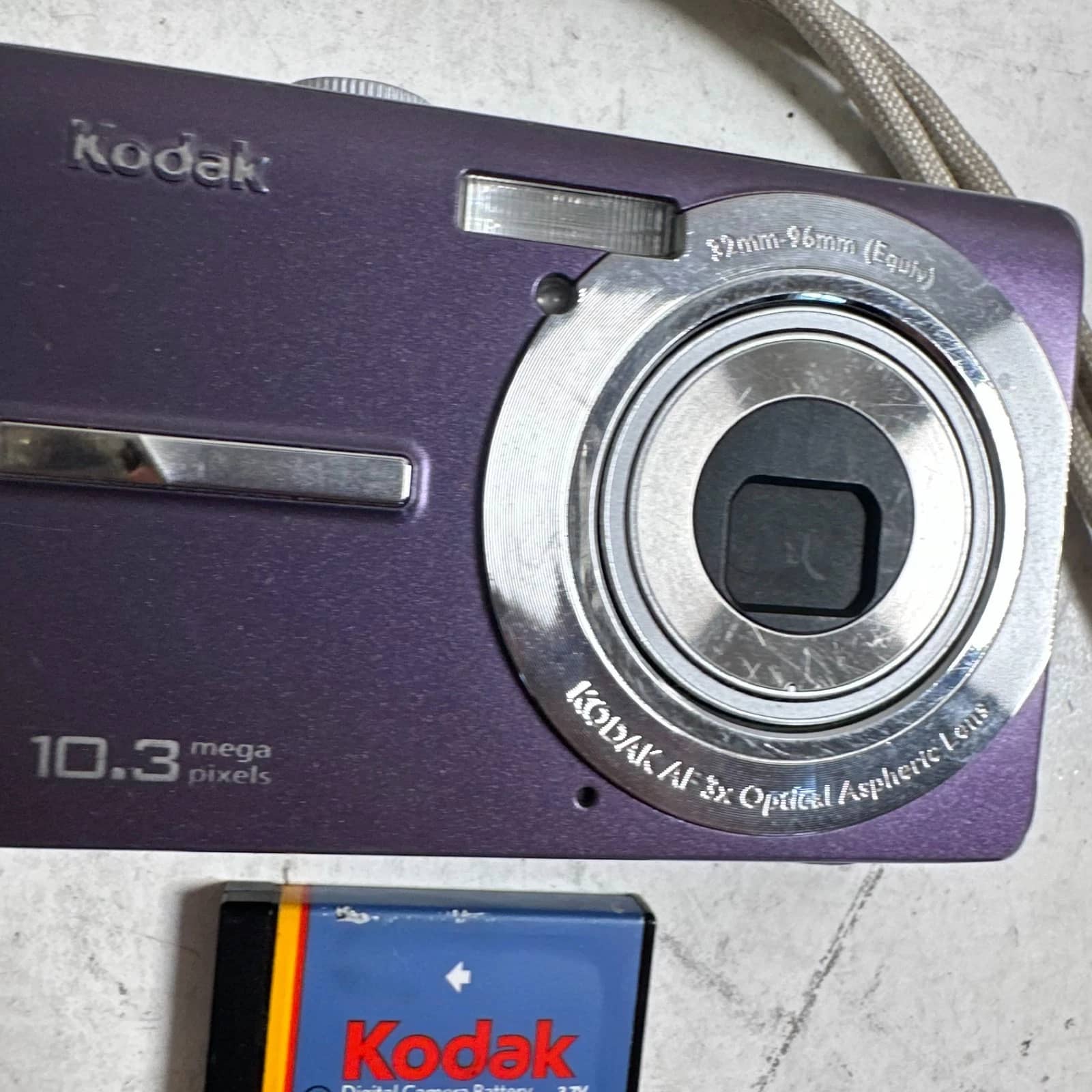 Kodak EasyShare M1063 Digital Cameras Silver New Body Only
