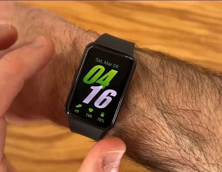 Samsung Samsung Galaxy FIT 3 Smartwatches Gray 40mm New