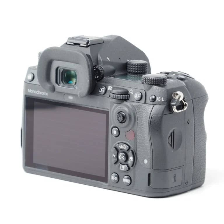 Pentax K-3 Mark III Monochrome Digital Cameras Green Used - Good