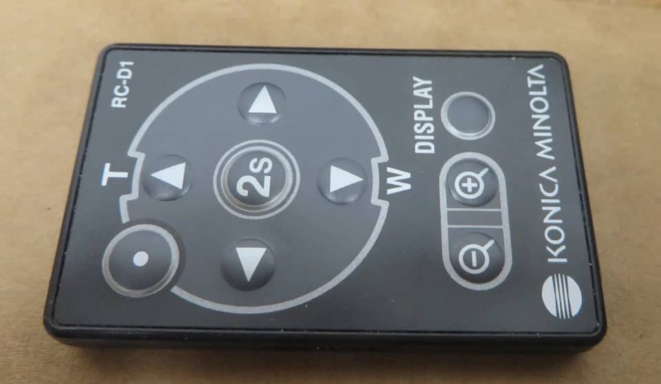Minolta DiMAGE A200 Digital Cameras