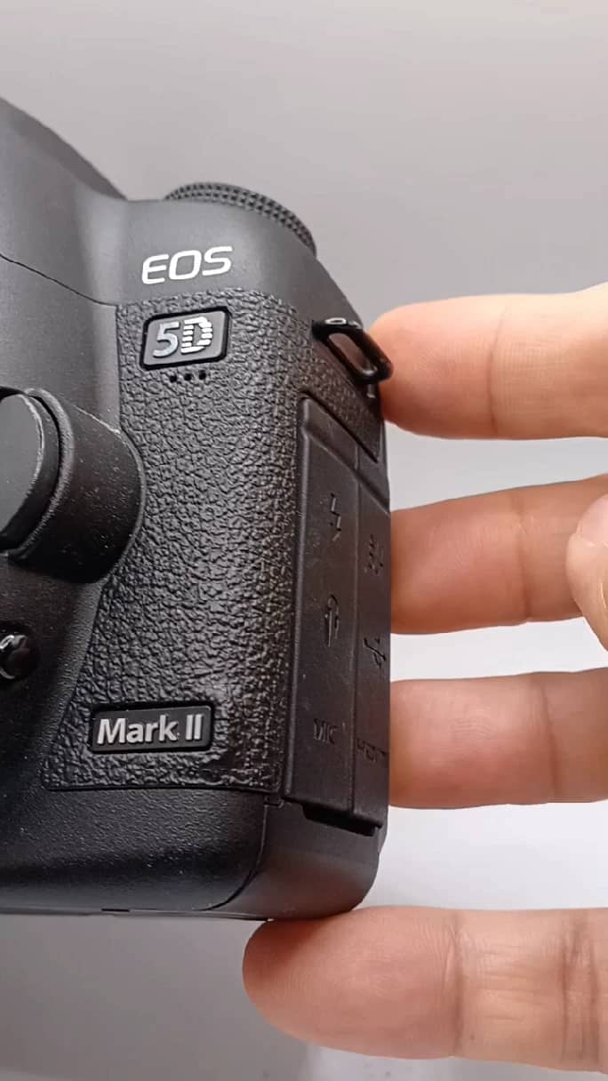 Canon EOS 5D Mark II Digital Cameras Black New Body Only