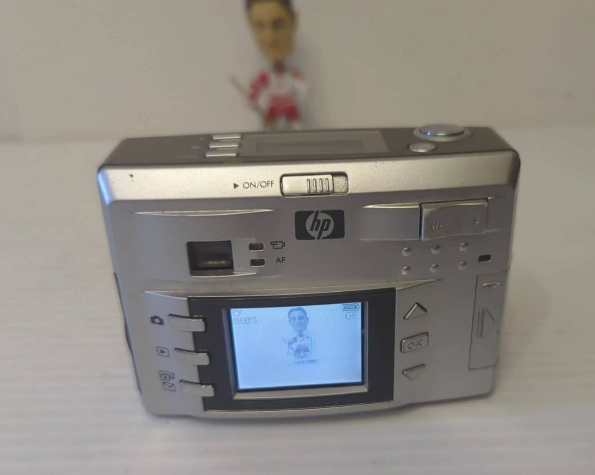 HP Photosmart 735 Digital Cameras Silver Used - Good Body Only