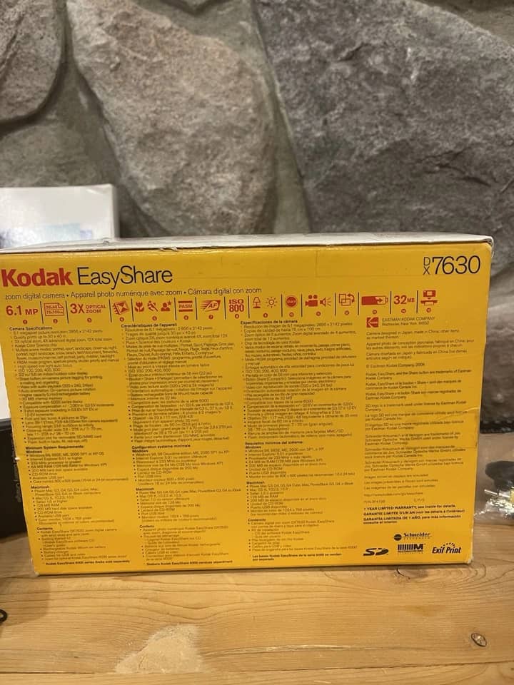 Kodak EasyShare DX7630 Digital Cameras Black New Body Only