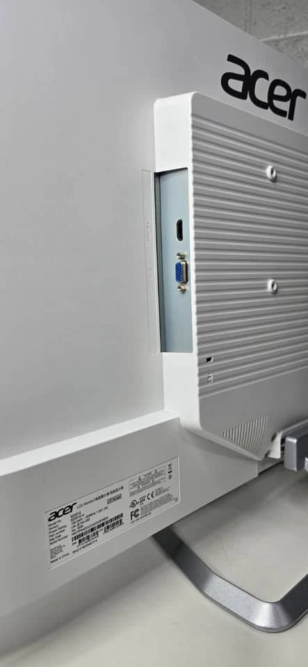 Acer EZ321Q Monitors