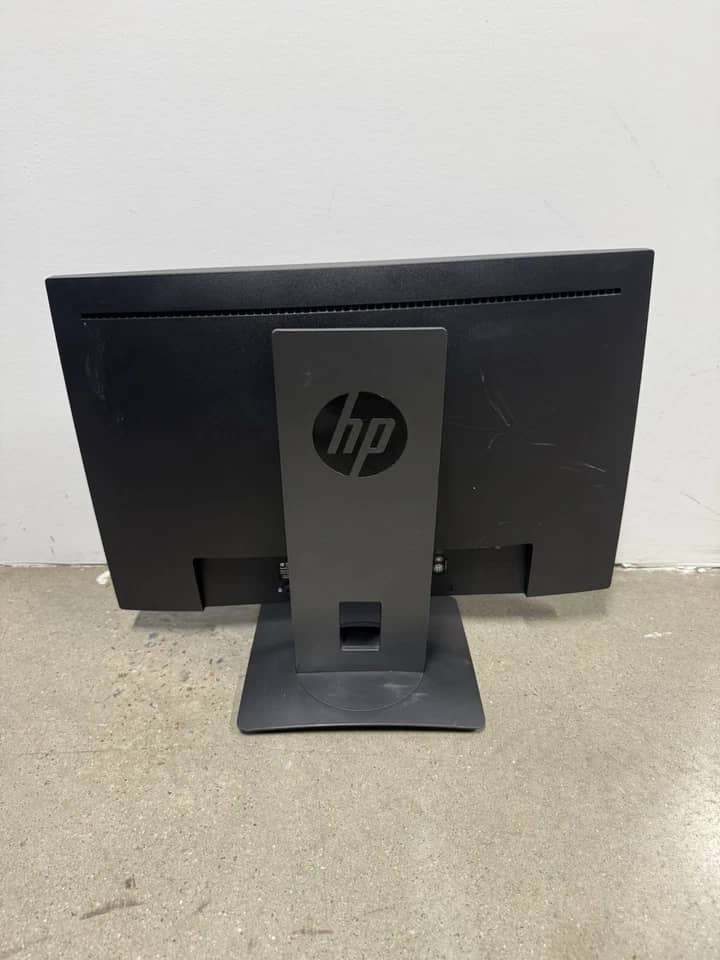 HP Z24n Monitors