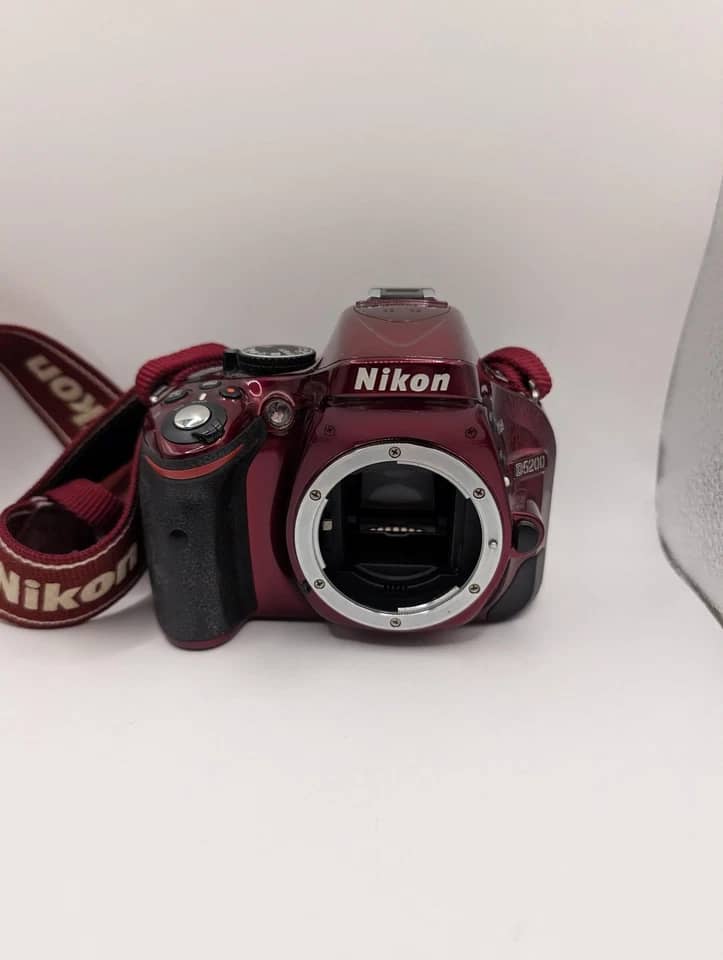Nikon D5200 Digital Cameras Black New 18-55mm IS II Kit