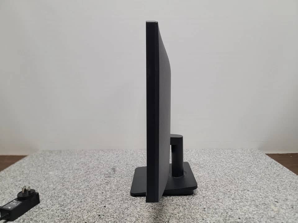 LG 24MS500 Monitors