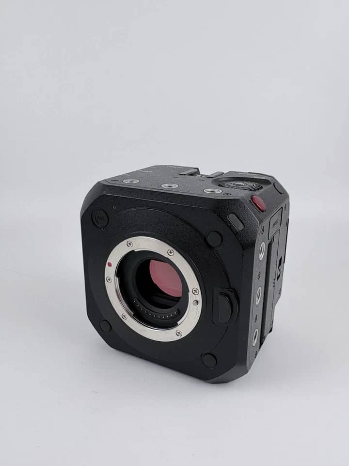 Panasonic LUMIX BGH1 Digital Cameras Black Used - Good Body Only
