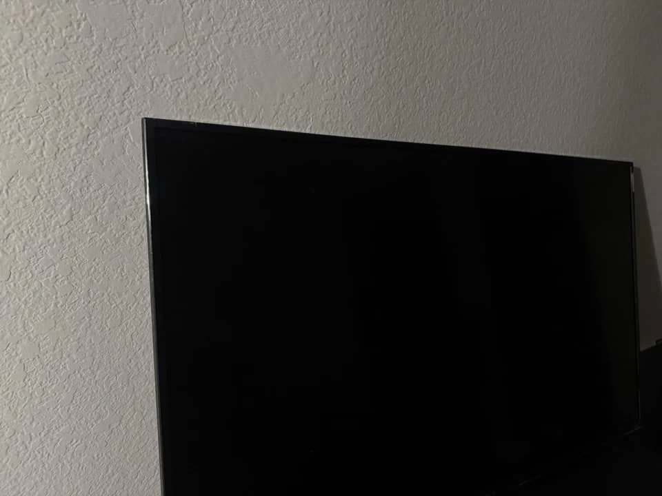 Roku 85H6570G TVs