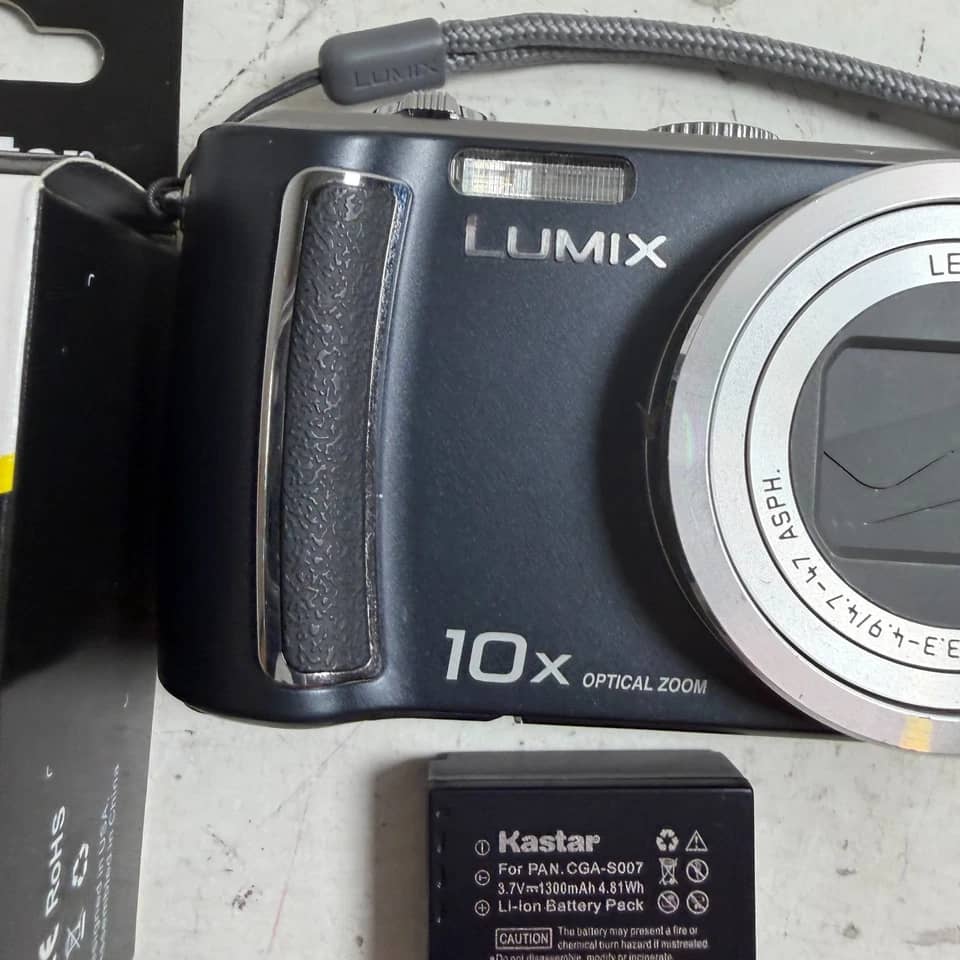 Panasonic LUMIX DMC TZ5A Digital Cameras Blue New Body Only