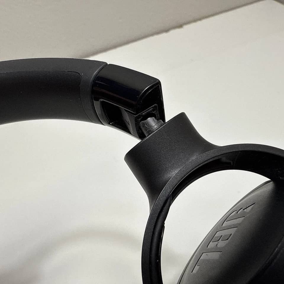 JBL JBLT670NCBLKAM Headphones & Earbuds 