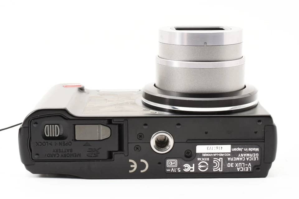 Leica V-LUX 30 Digital Cameras Black Used - Like New Body Only