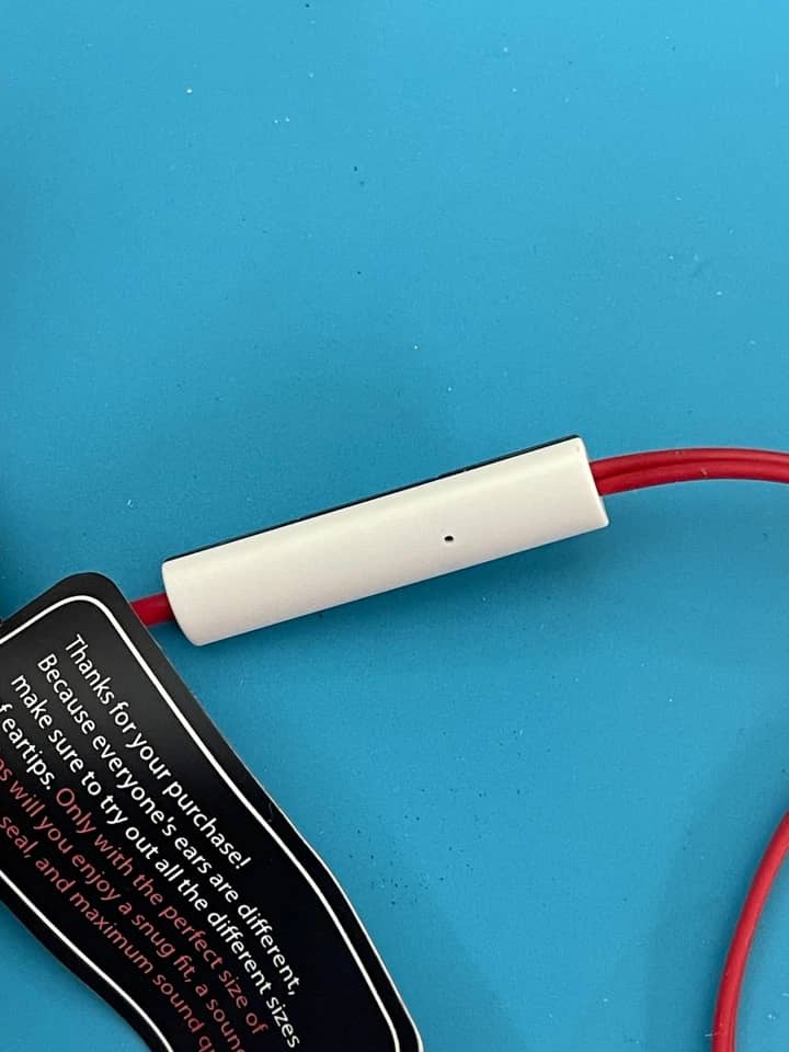 Beats urBeats Headphones & Earbuds White New