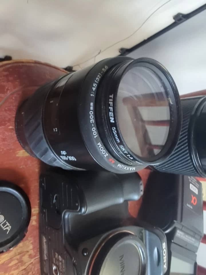 Sony Alpha 100 Digital Cameras Black New Body Only