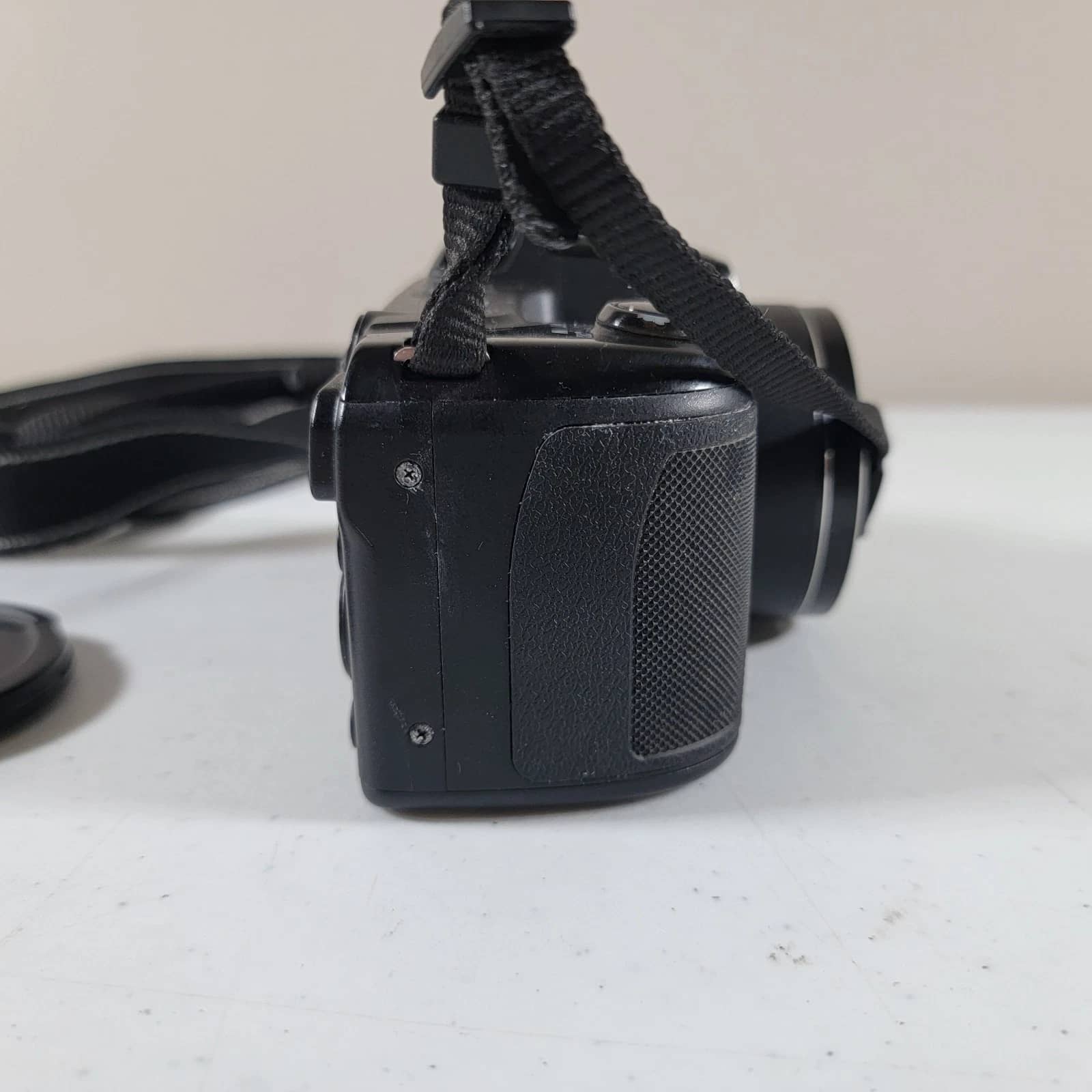 Nikon COOLPIX L330 Digital Cameras Black New Body Only