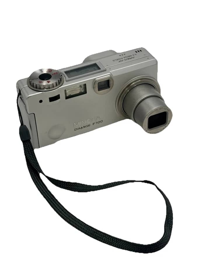 Minolta DiMAGE F100 Digital Cameras
