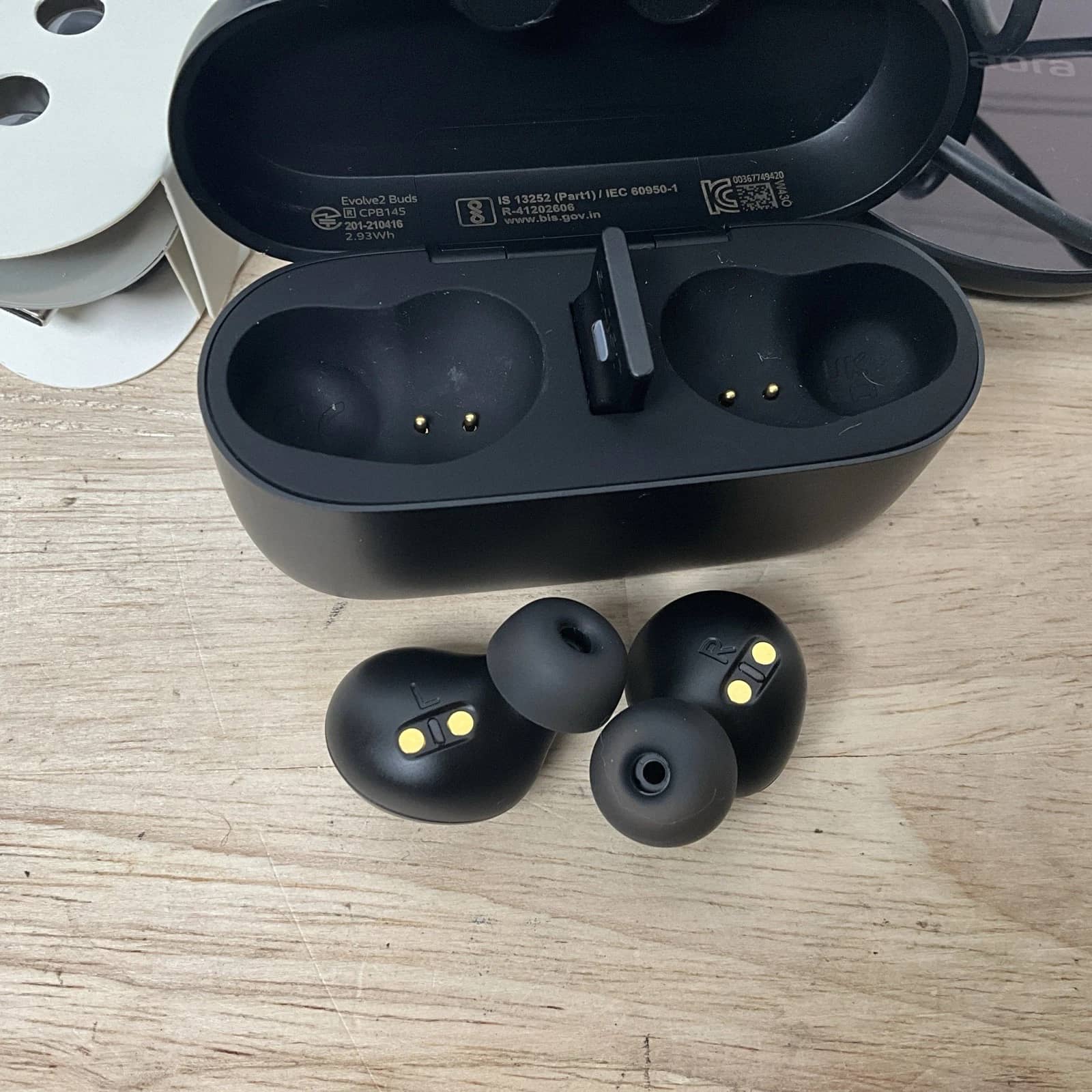 Jabra Evolve2 Headphones & Earbuds Black New