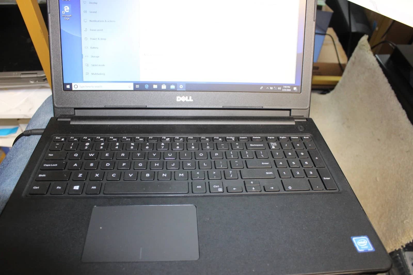 Dell Inspiron 15-5100 Computers 500GB 4GB Used - Good