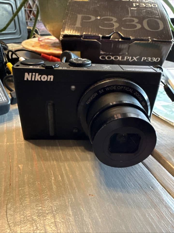 Nikon COOLPIX P330 Digital Cameras White New Body Only