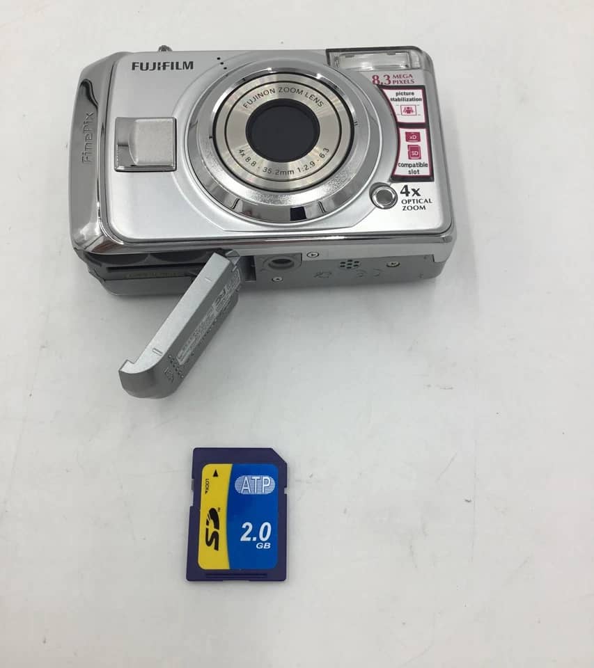Fujifilm FinePix A820 Digital Cameras Silver New Body Only