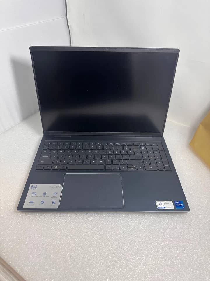 Dell Inspiron 7610 Computers