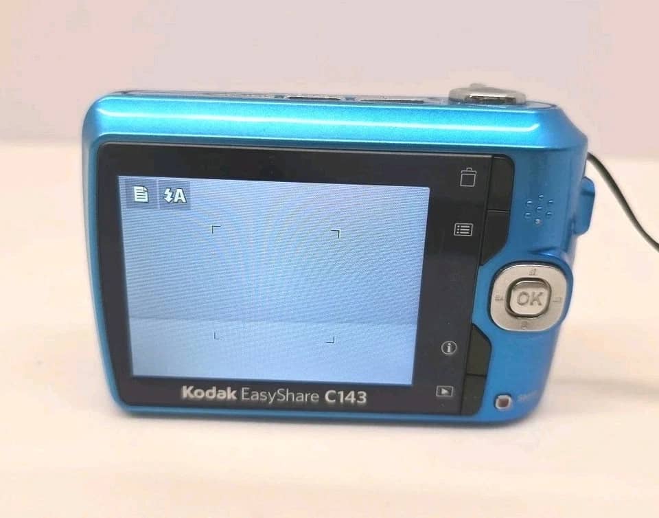 Kodak c143 Digital Cameras Blue New Body Only