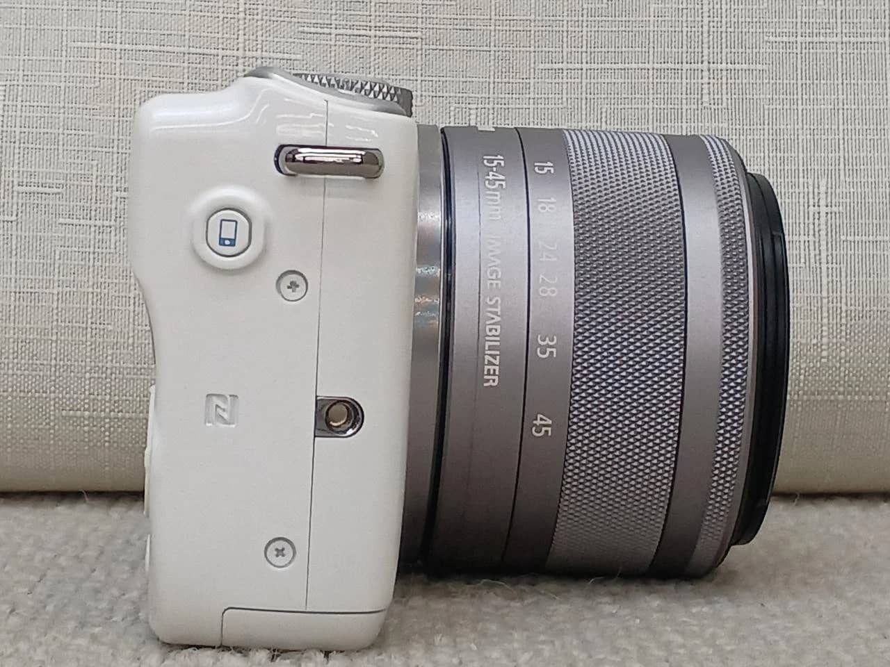Canon EOS M10 Digital Cameras Black New w/ 15-45mm Kit