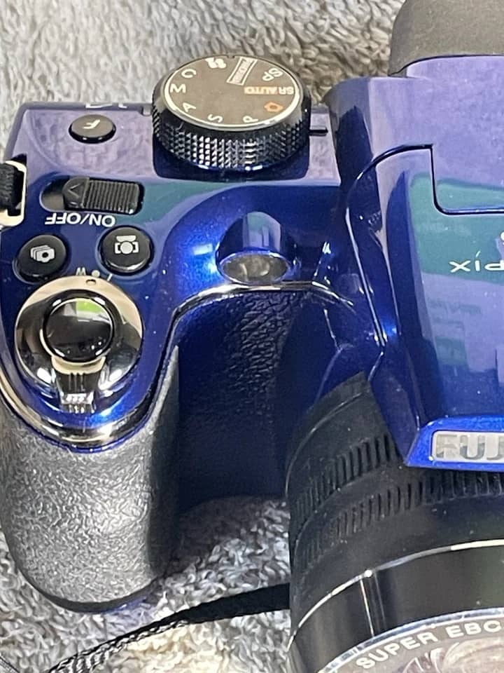 Fujifilm FinePix S Series S4400 Digital Cameras Black Used - Good Body Only