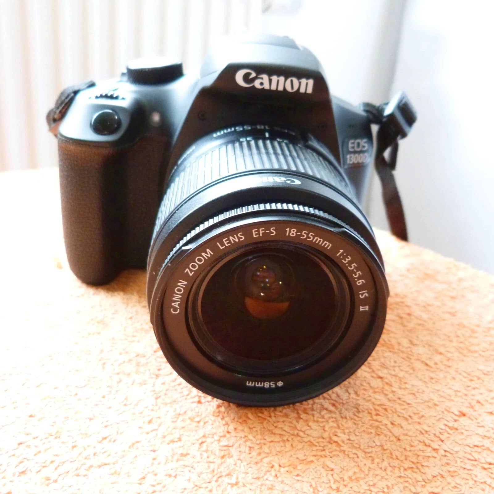 Canon 1300D Digital Cameras Black Used - Good