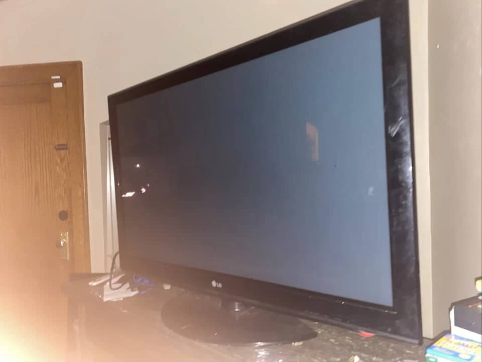 LG 50UQ70006LB TVs