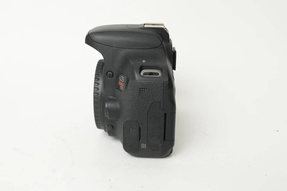 Canon EOS Rebel T7i Digital Cameras