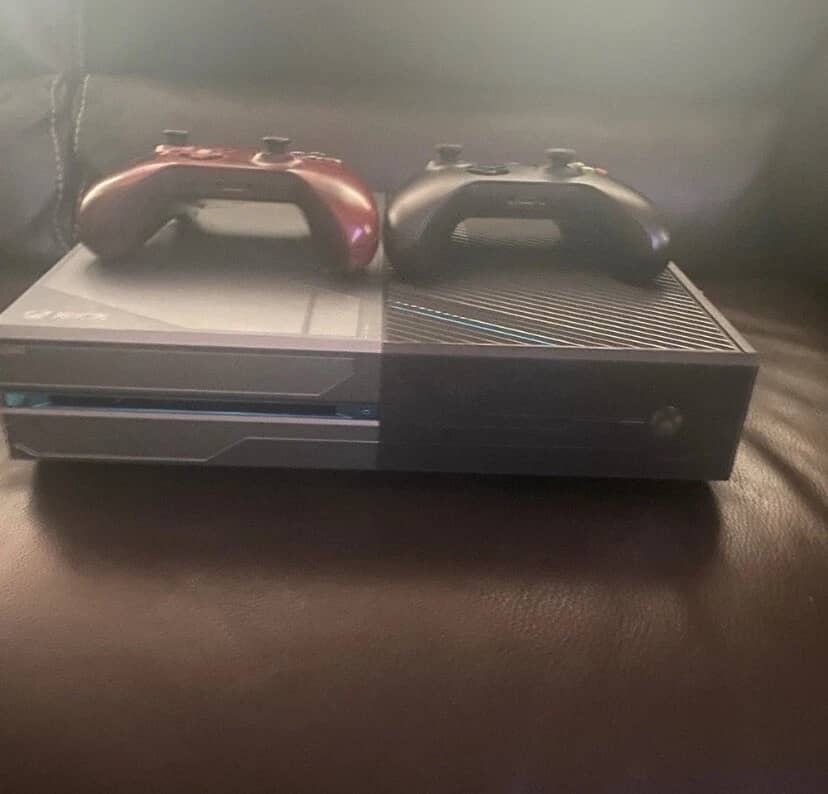 Microsoft Xbox One Video Game Consoles