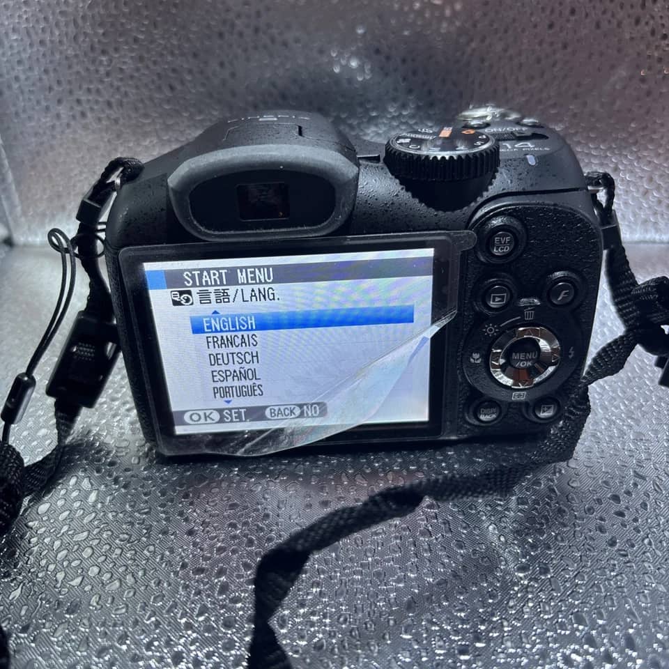 Fujifilm FinePix S2950 Digital Cameras Black New Body Only
