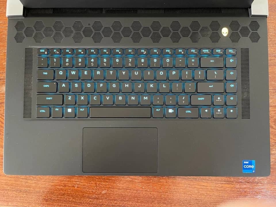Dell Alienware x17 R2 Computers