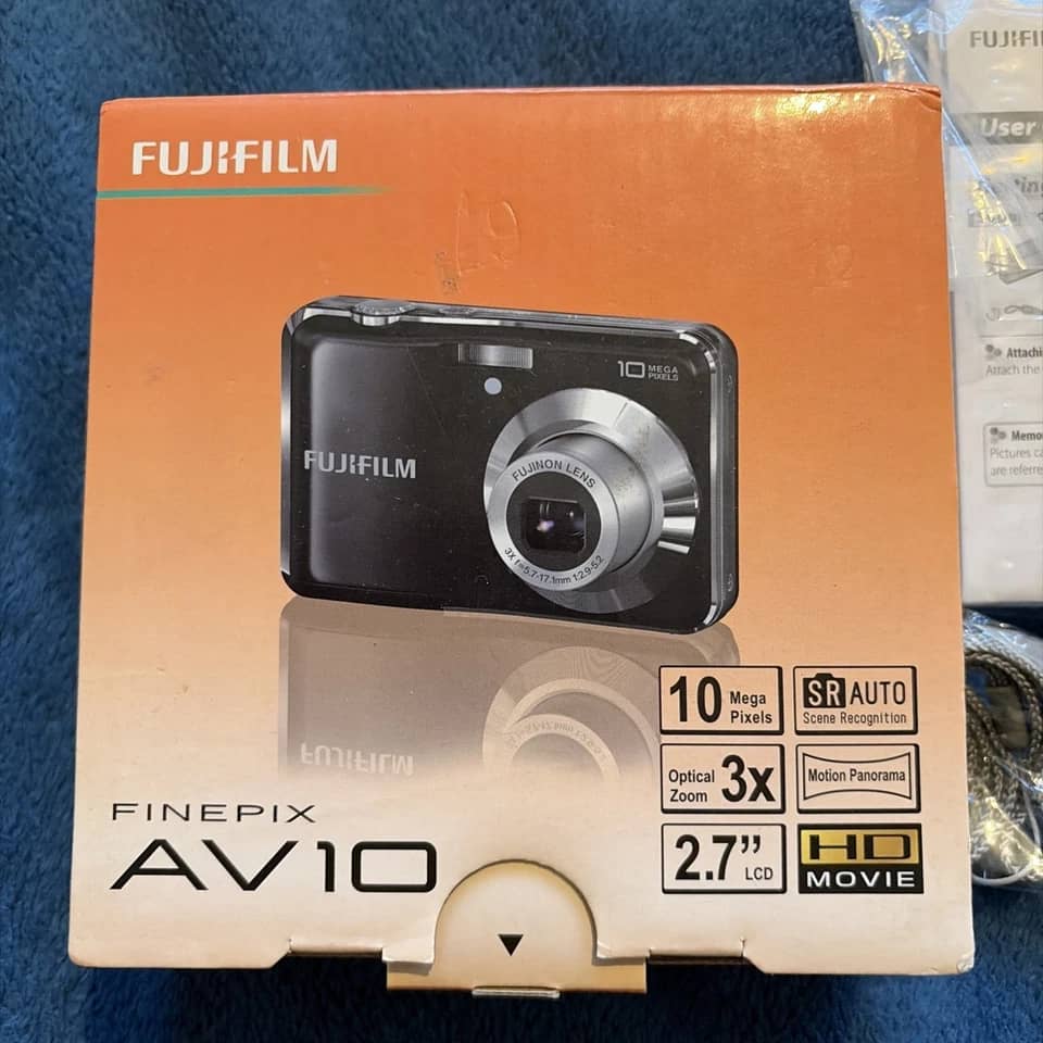 Fujifilm FinePix AV10 Digital Cameras Silver Used - Good Body Only