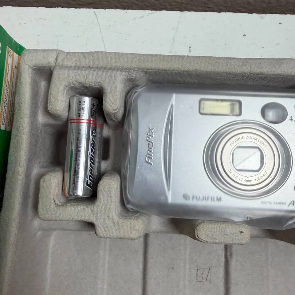 Fujifilm FinePix A345 Digital Cameras Silver Used - Good Body Only