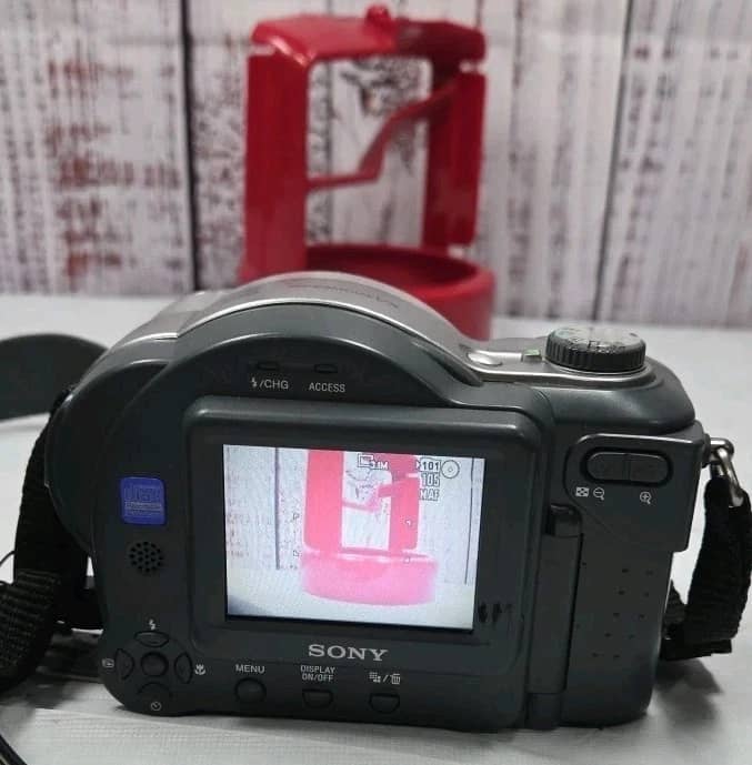 Sony Mavica MVC-CD350 Digital Cameras Black Open-Box Excellent Body Only