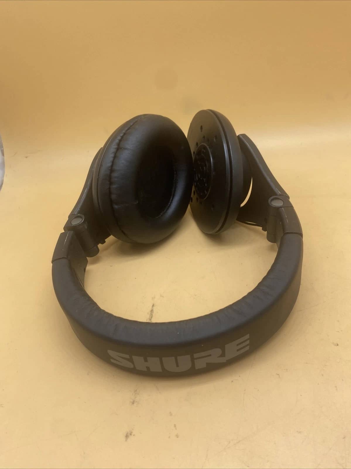 Shure SRH440 Headphones & Earbuds Black New